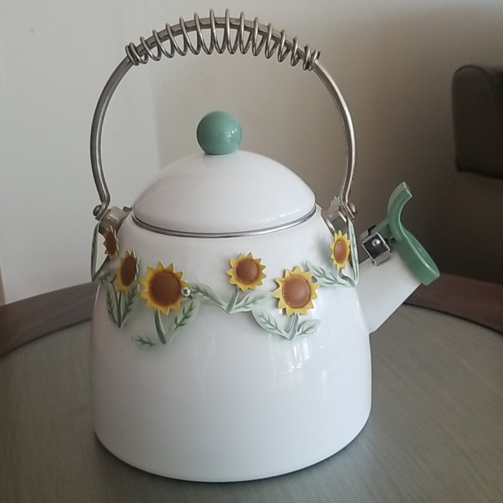 Vintage Via teapot